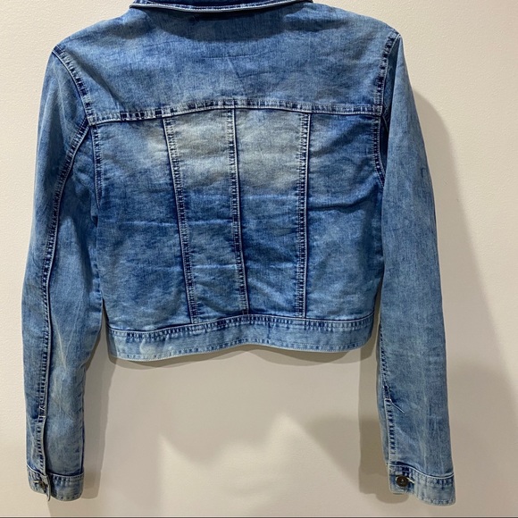 EMBELLISHED SHORT BLUE JEANS DENIM JACKET - Picture 6 of 7